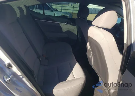 2019 Hyundai Elantra Sel z USA, uszkodzony, nr VIN KMHD84LF0KU742018